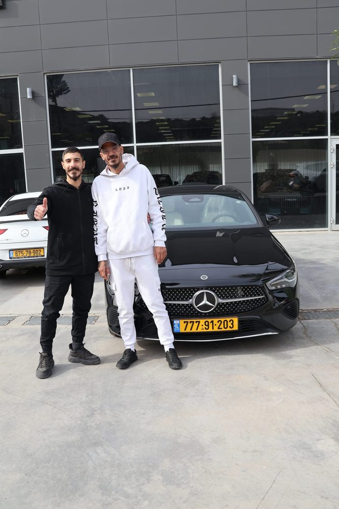 לקוח EV+